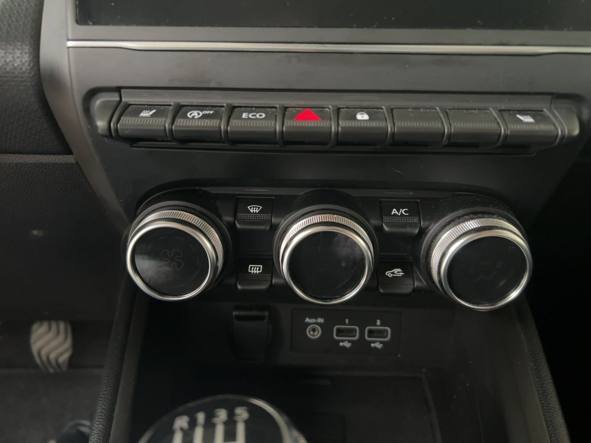 Fahrzeugabbildung Renault Clio INTENS TCe 90 Navi Kamera