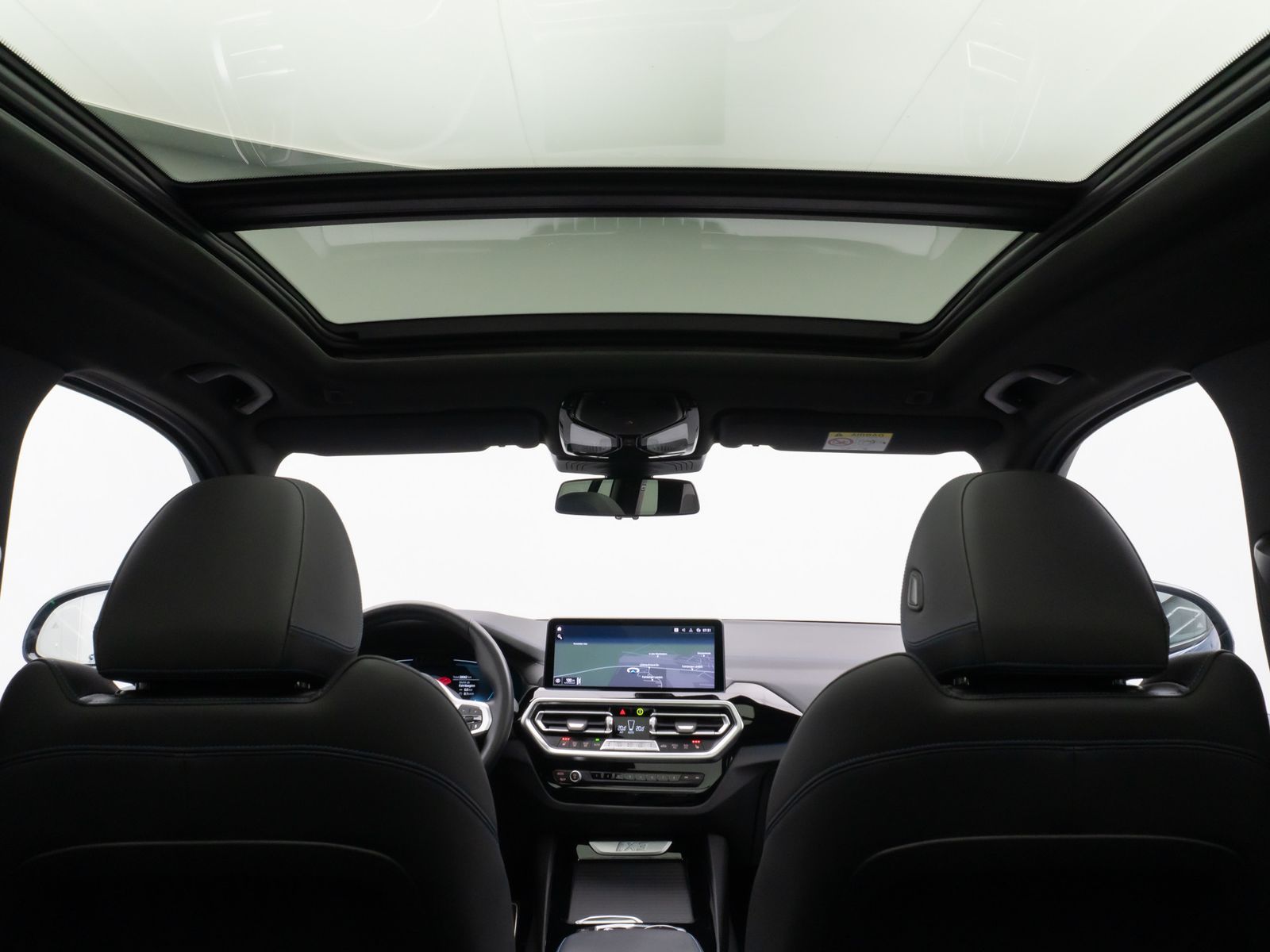 Fahrzeugabbildung BMW iX3 Impressive M Sport Pano 360°HUD DAB H/K 20"