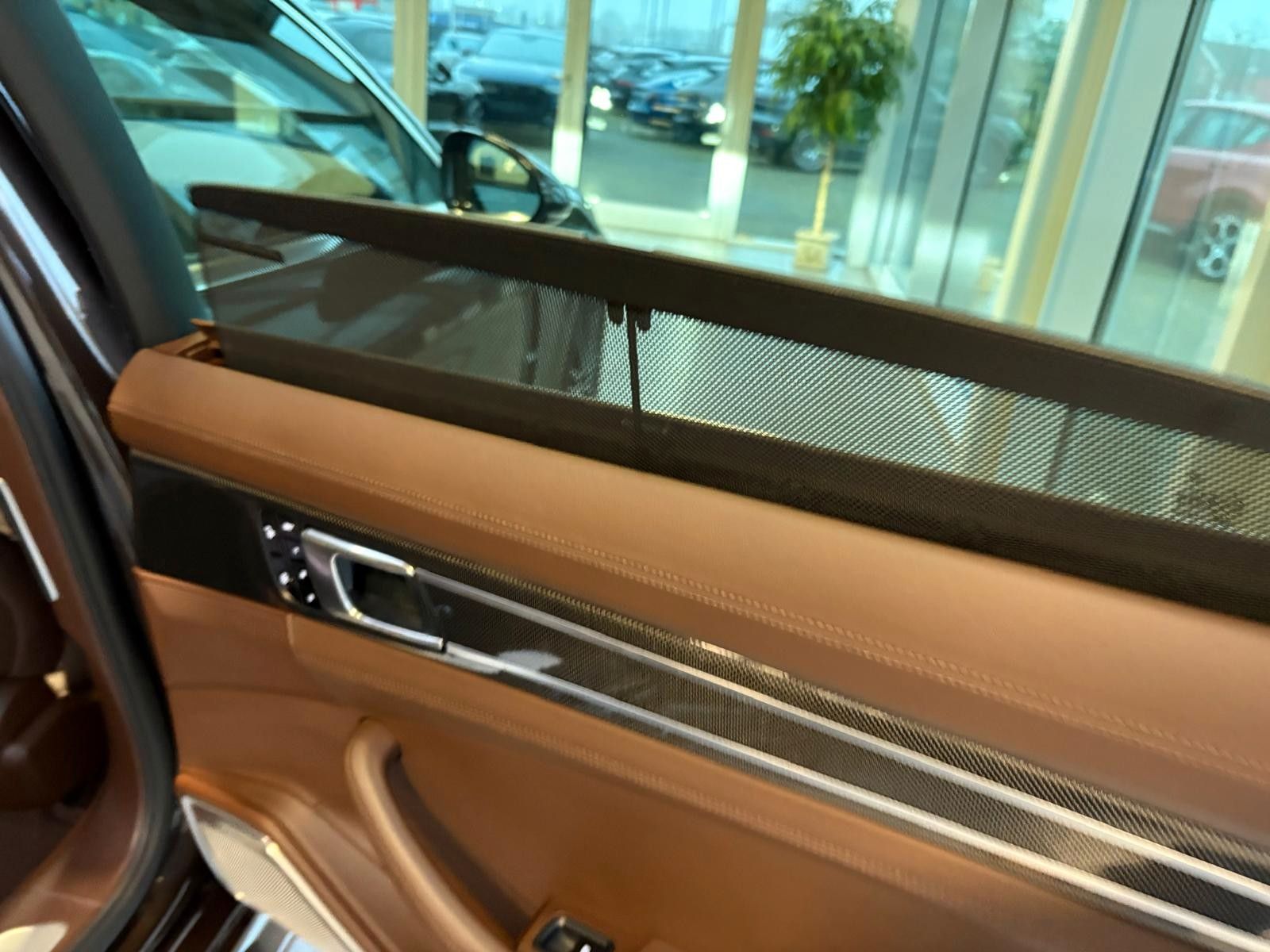 Fahrzeugabbildung Porsche Panamera Turbo S E-Hybrid Executive