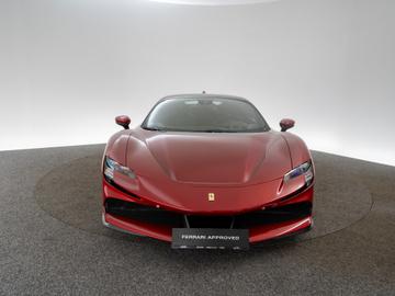 2021 Ferrari SF90 照片 2