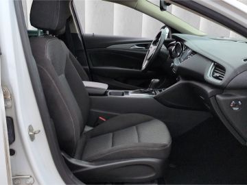 Opel Insignia - 7