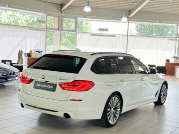 Fahrzeugabbildung BMW 530d Tour Sport Line HI-FI Pano M Sportfahrwerk