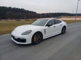 Porsche Panamera Turbo 