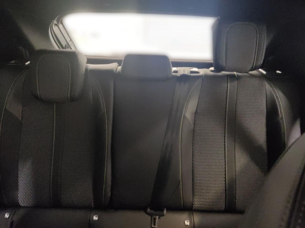Fahrzeugabbildung Peugeot 208 GT MildHybrid 145 e-DSC6