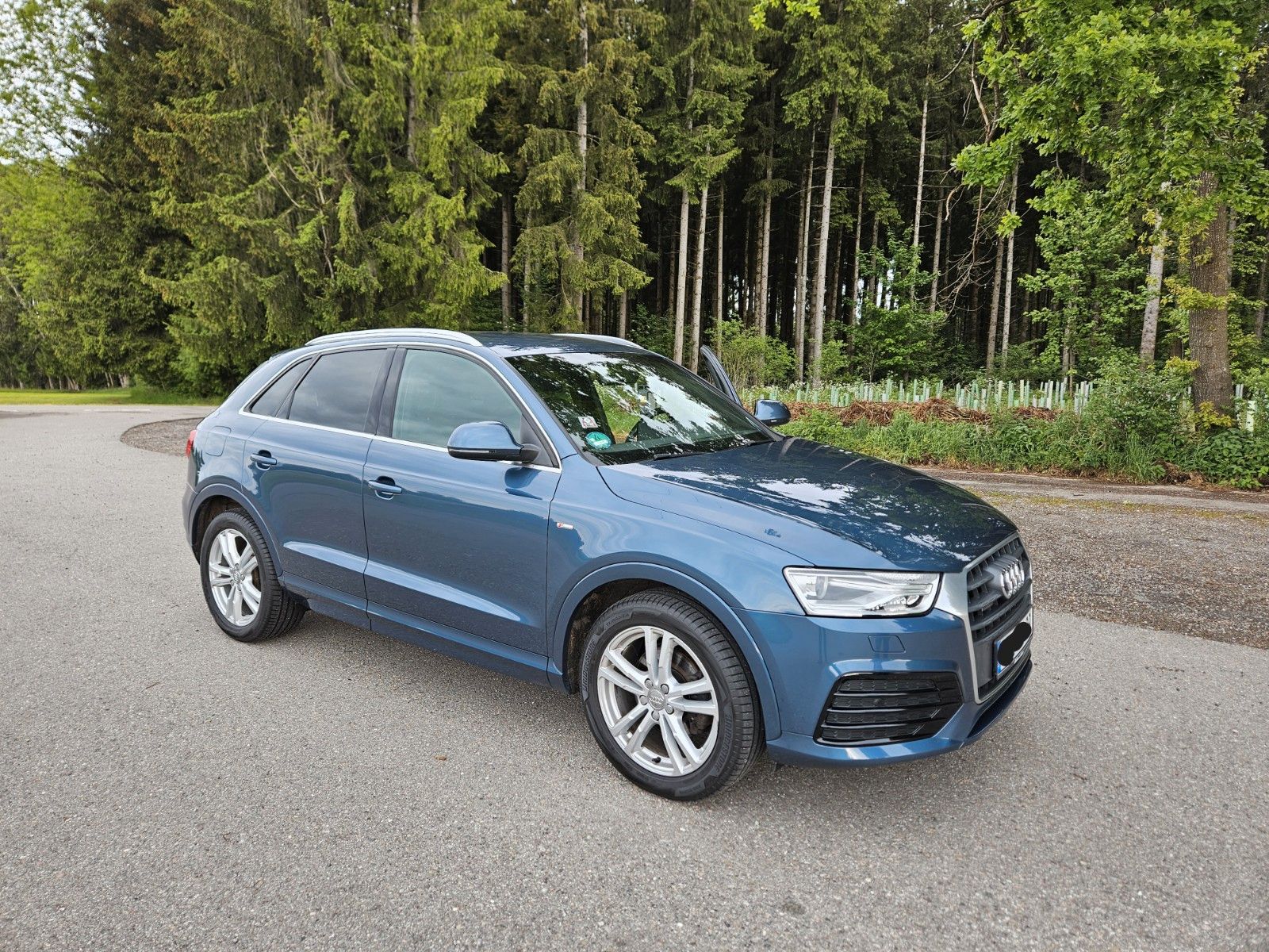 AUDI Q3 2.0 TDI S tronic quattro sport sport