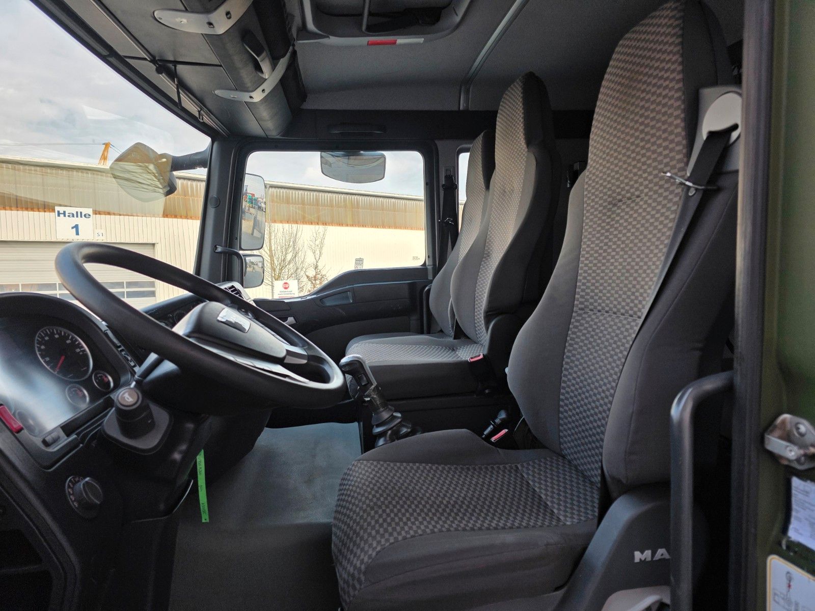 Fahrzeugabbildung MAN TGA 18.360 4x4 BB 3 Sitze Schalter Expedition