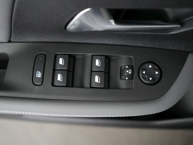 Mokka B ELEGANCE+NAVI+RÜCKFAHRKAMERA+SITZ-/LENKR