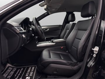 Mercedes E 200 - 11