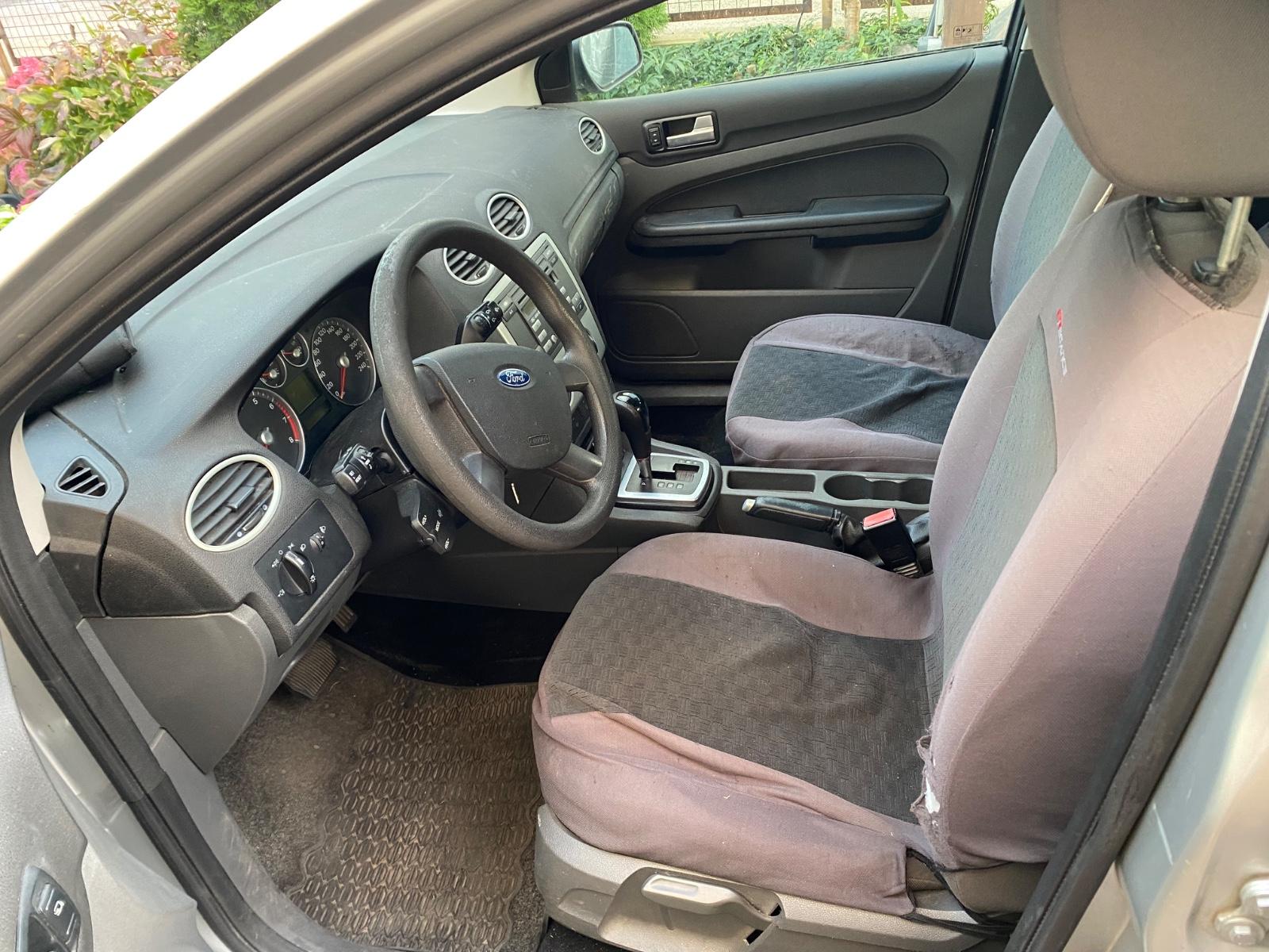 Ford Focus 2006 — photo 7
