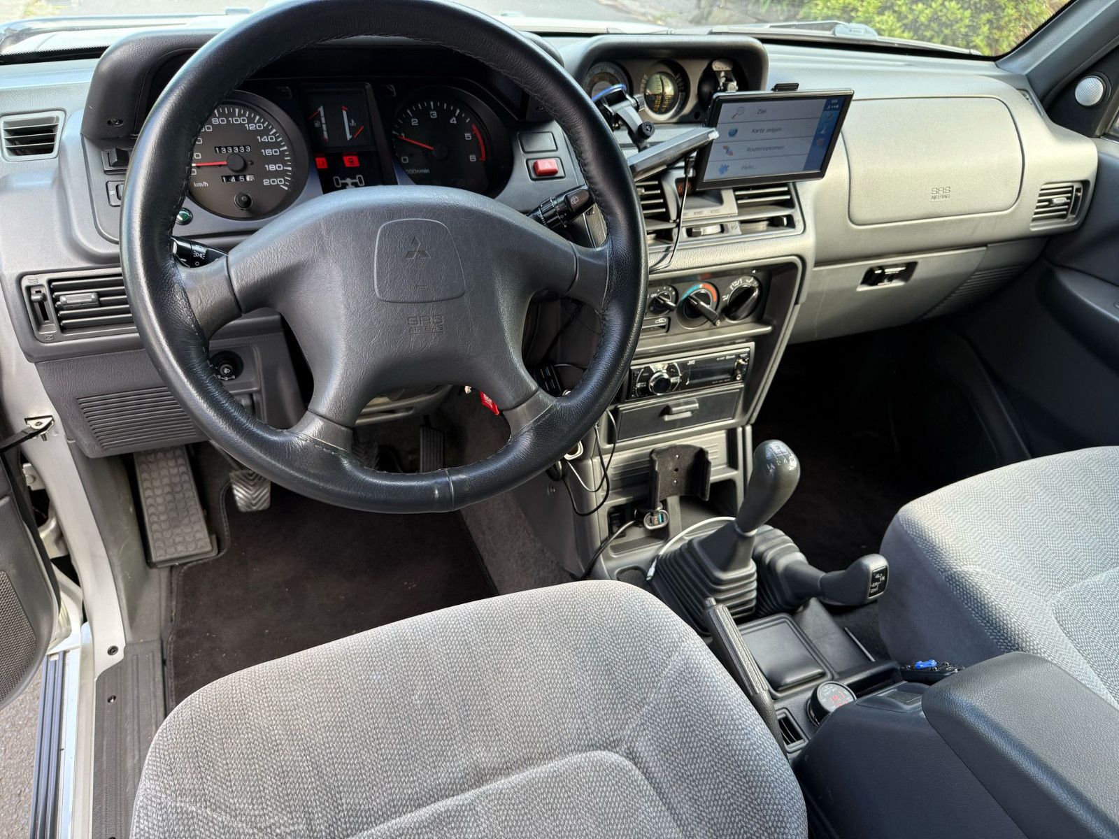 Fahrzeugabbildung Mitsubishi Pajero TD Classic 2500 /GEPFLEGT/ NUR 133 TKM