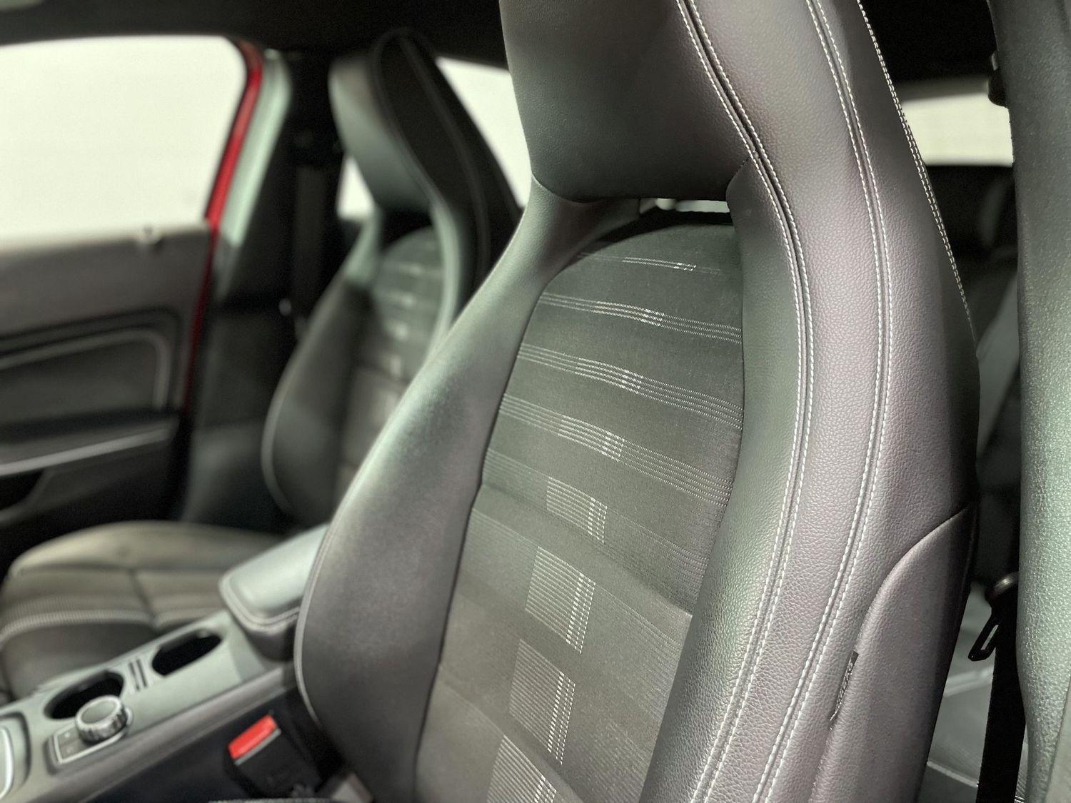Fahrzeugabbildung Mercedes-Benz A 180 Urban #Sport#LED#Tempo.#Leder