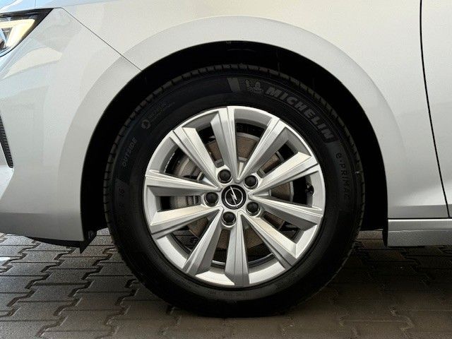 Fahrzeugabbildung Opel Astra Edition 1.2l 130PS Navi/Kamera!