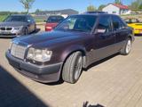 Mercedes-Benz Mercedes E500 - Mercedes-Benz E 500 aus 1992