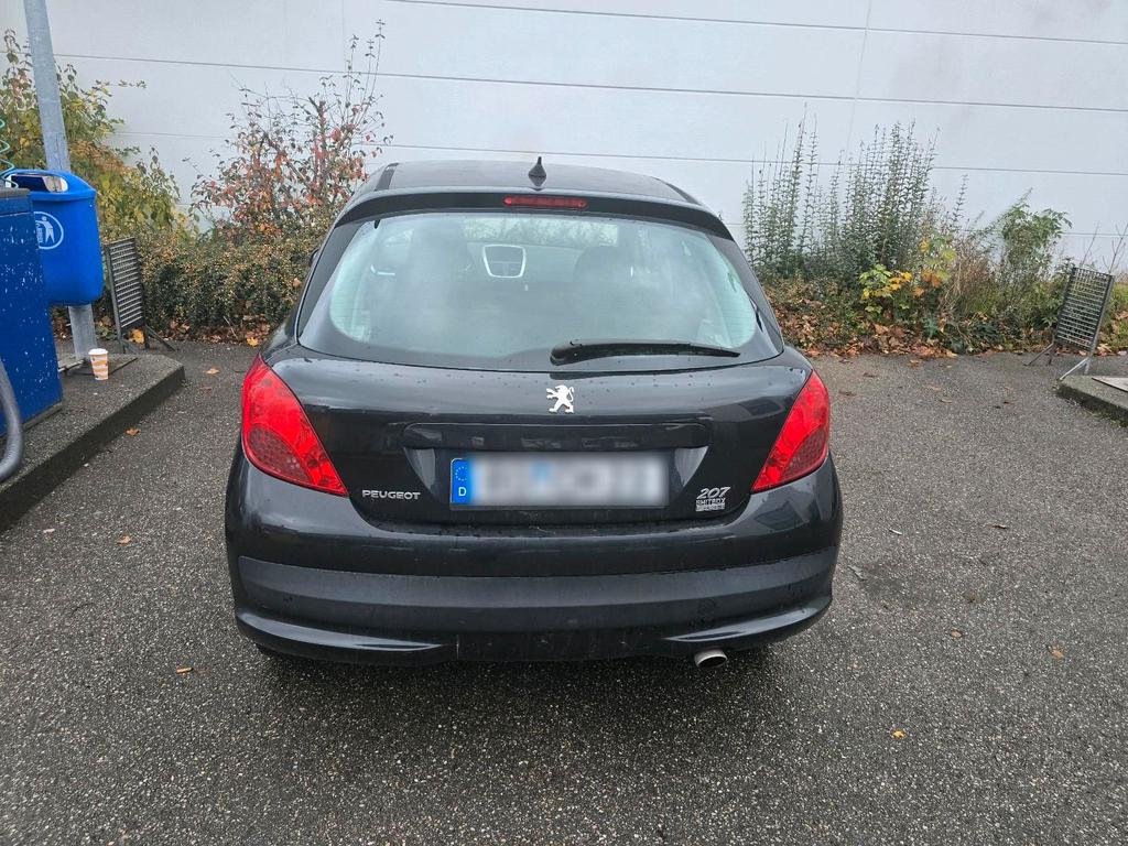 Peugeot 207