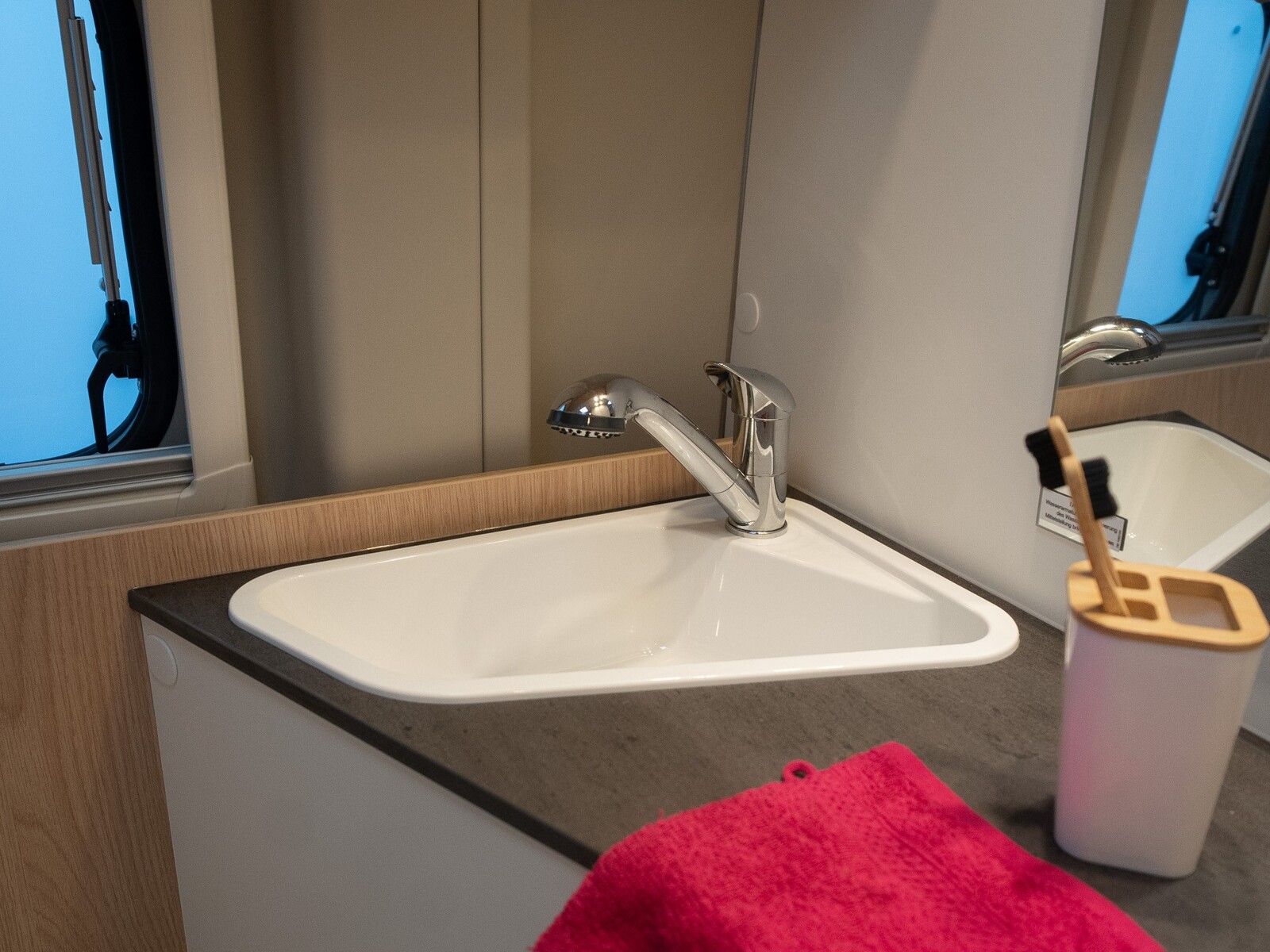 Fahrzeugabbildung Sunlight Adventure Cliff 601 Modelljahr 2026