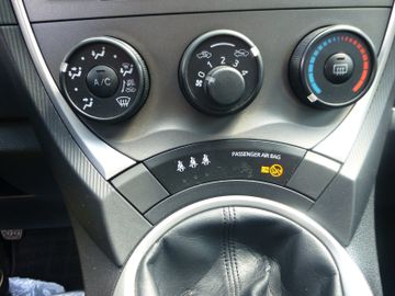 Toyota Verso-S Life