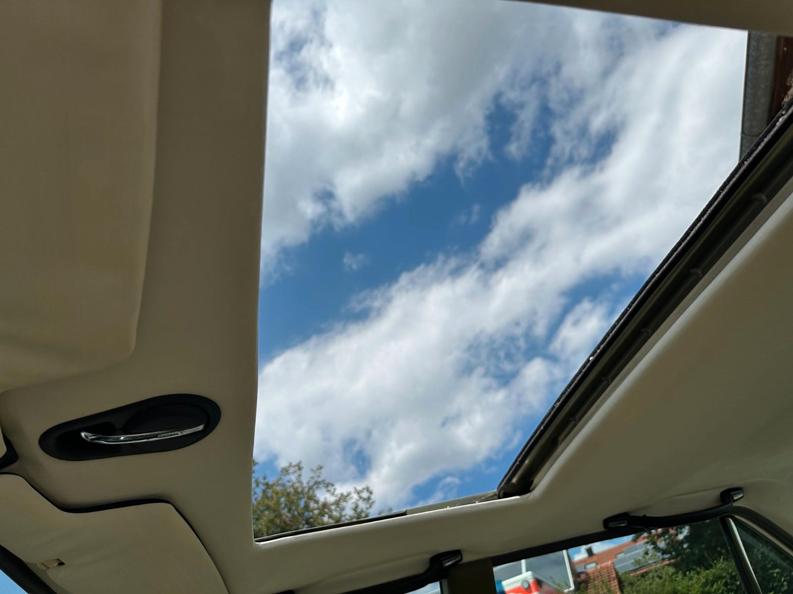 BMW 525 E12 150 CH BVM - TOIT OUVRANT