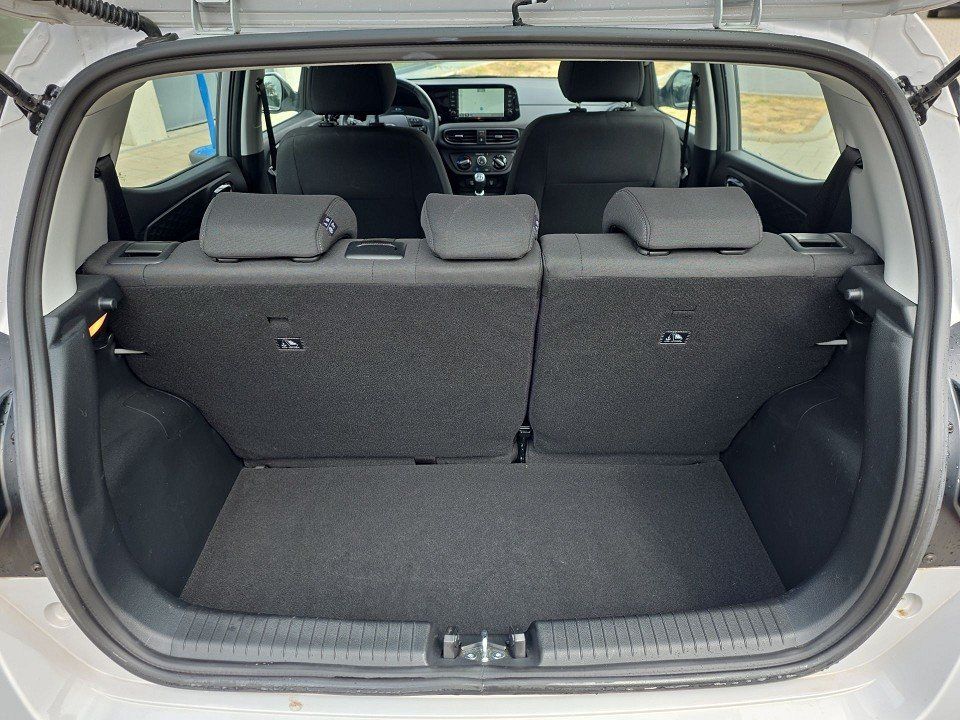 Fahrzeugabbildung Hyundai i10 1.2i 84PS Trend