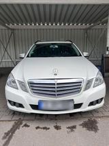 Mercedes-Benz Mercedes E250 2010 Diesel - Mercedes-Benz E 250 mit Diesel-Antrieb: Kombi, Schaltgetriebe