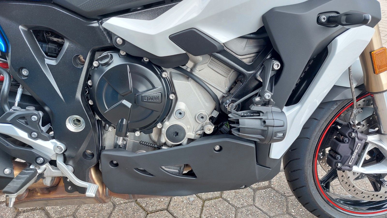 Fahrzeugabbildung BMW S 1000 XR   Style Sport  Neuzustand  Zubehör