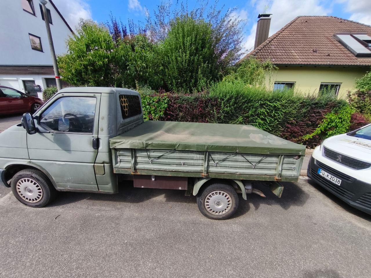 Volkswagen VW T4 Pritsche Bundeswehr 3-Sitzer