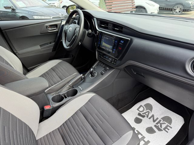Toyota Auris Hybrid Edition-S