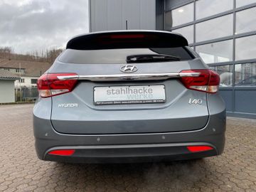 Fahrzeugabbildung Hyundai i40 1.6 GDI Trend Blue LED+PDC+XENON+SHZ+17"LM