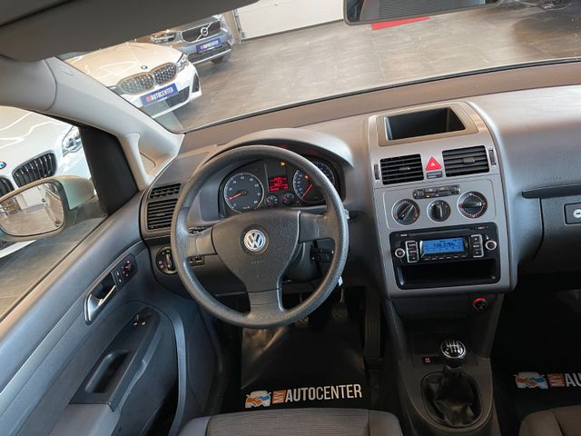 Volkswagen Touran Conceptline *KLIMA*TEMPOMAT*SZHZ*