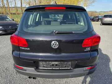 Volkswagen Tiguan - 5