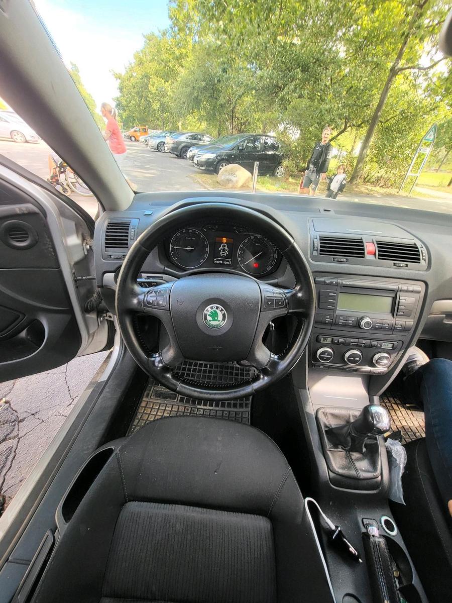 Skoda Octavia 2006 — photo 6