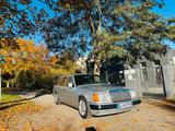 Mercedes-Benz S124 200 TE  gepflegt & tec... - Mercedes-Benz 200: Te