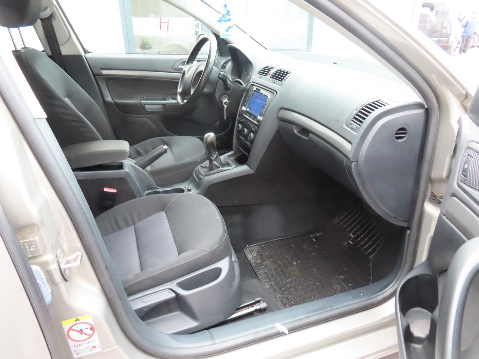 Skoda Octavia 2008 — photo 14