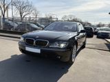 BMW 750 Baureihe 7 750i VOLL  SCHIEBEDACH GAS/BENZIN - BMW 750 aus 2005: 750i
