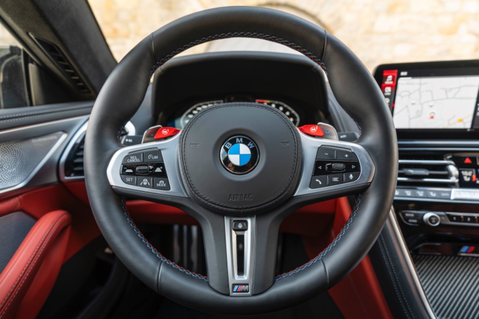 Fahrzeugabbildung BMW M8 Competition GC Head Up Laserlicht B&W ACC 360