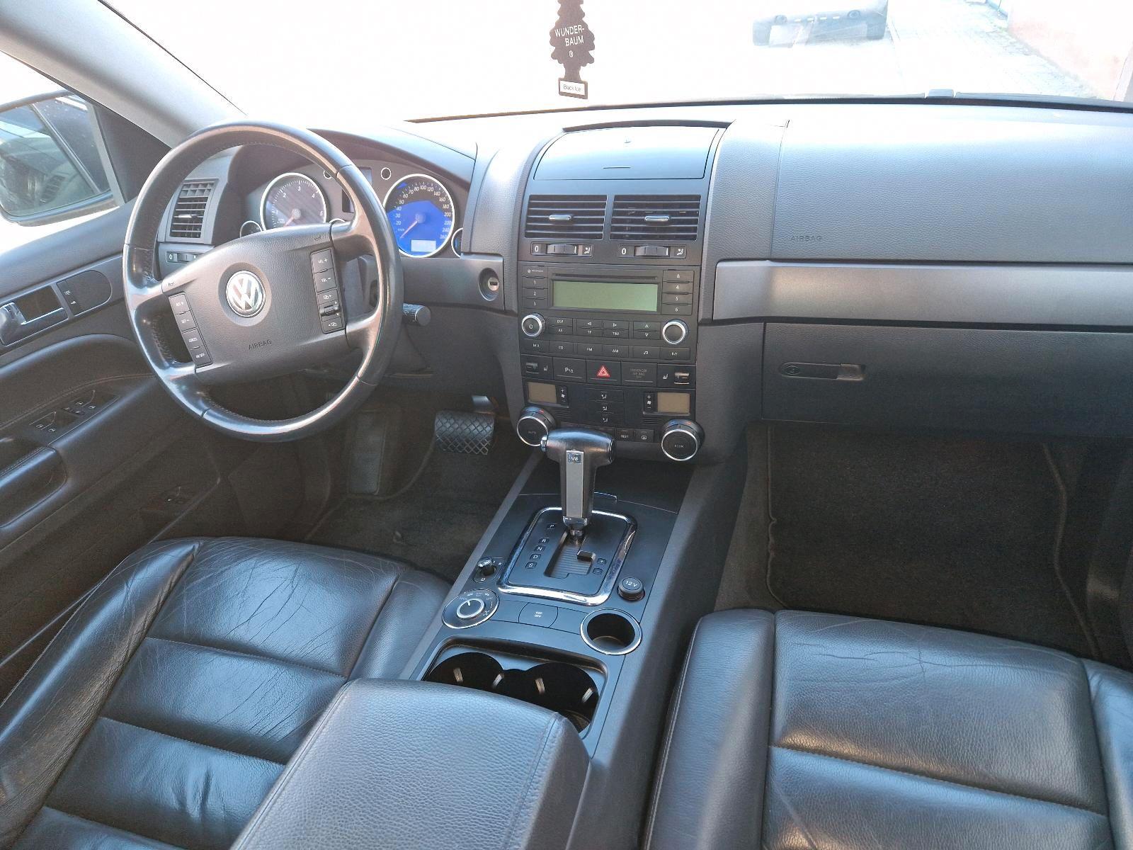 Volkswagen Touareg 2006 — photo 8