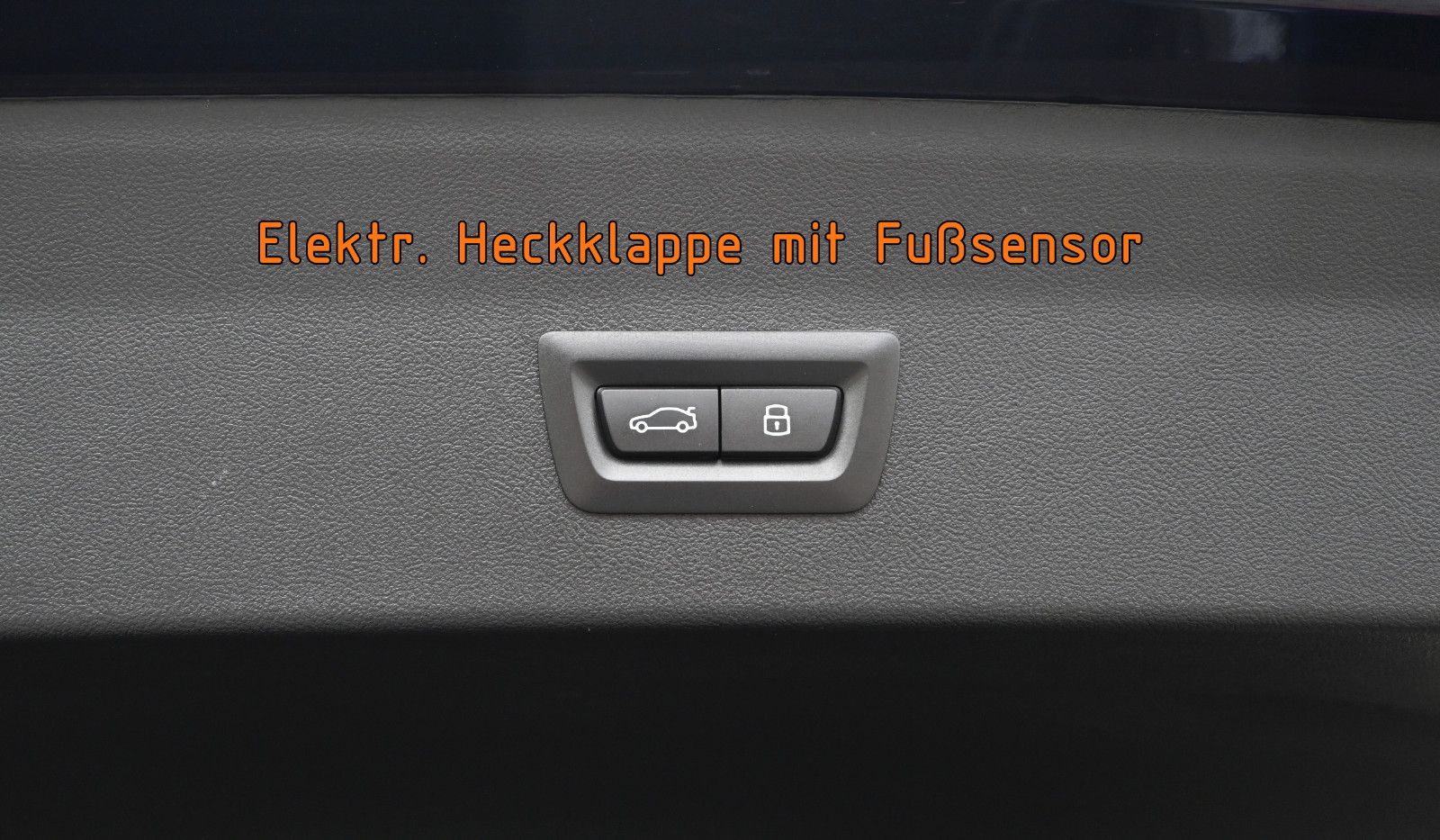 Fahrzeugabbildung BMW X4 xDr30d °UVP 92.400€°ACC°AHK°STHZG°INDIVIDUAL°