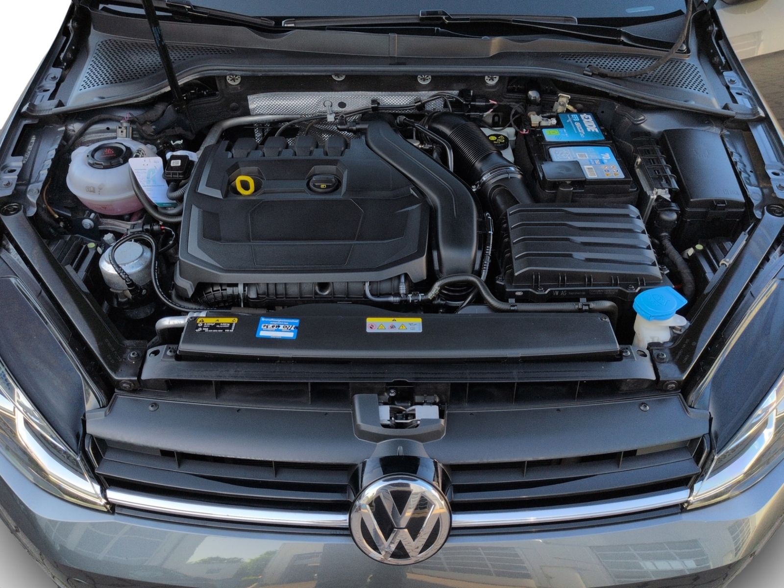Golf VII Variant 1.5 TSI DSG Highline NAVI+AHK+