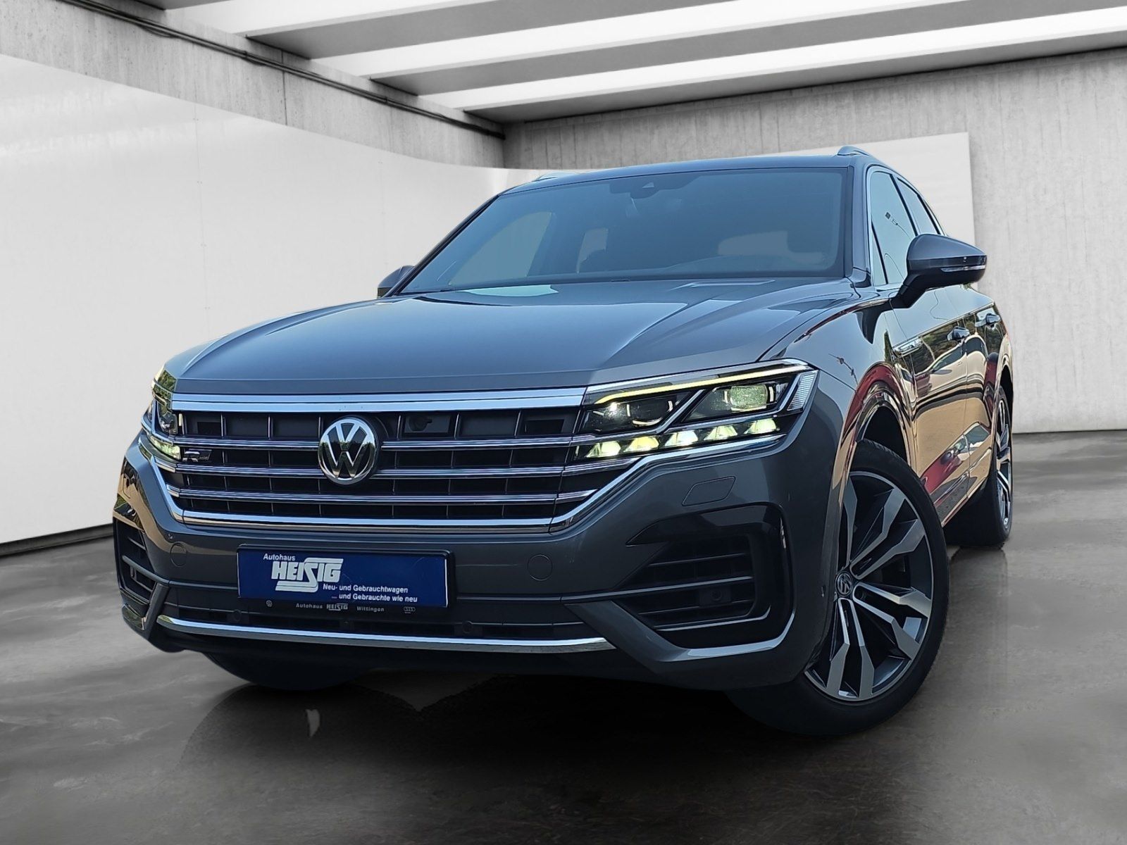 VW Touareg 3.0 TDI R-Line 4M NACHTS/ALLRADL/AHK