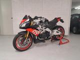 Aprilia Tuono 1100 V4 Factory - APRILIA TUONO V4 1100 FACTORY