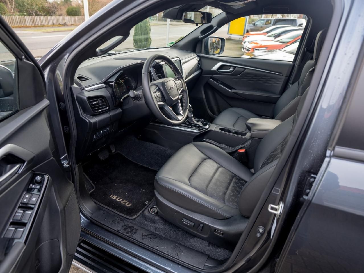 Fahrzeugabbildung Isuzu D-Max Space Cab 4WD LSE