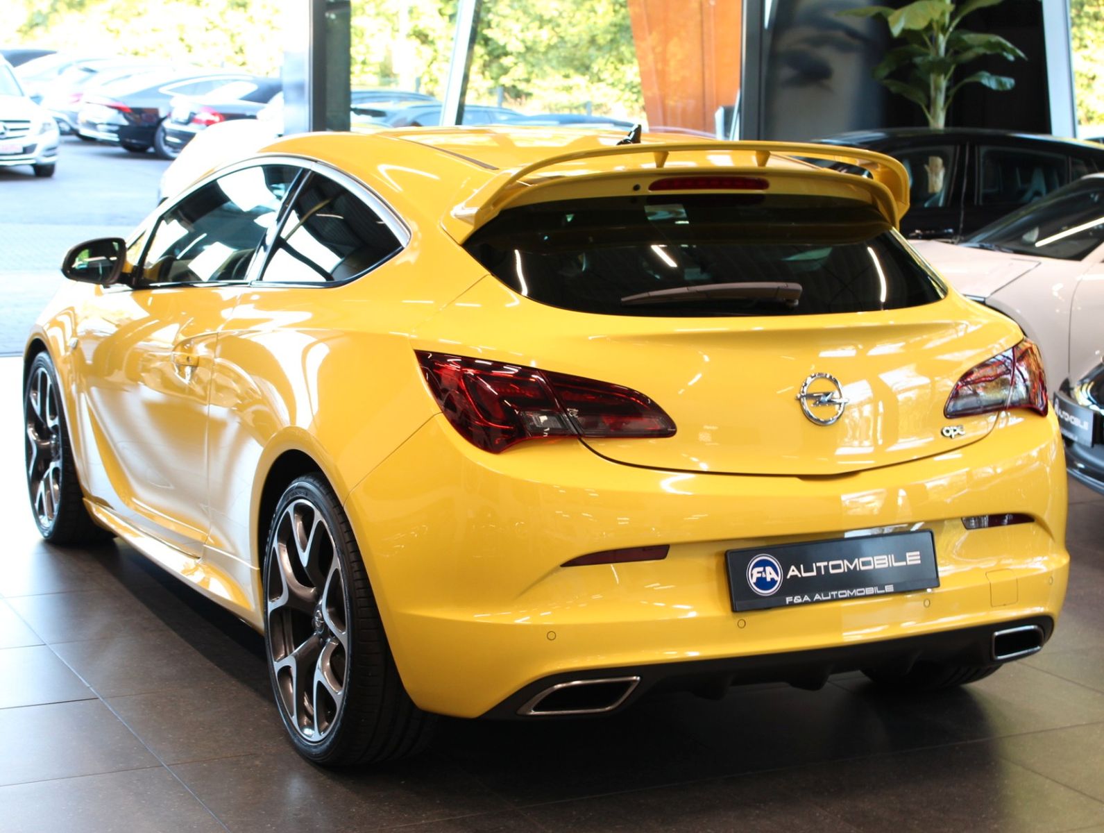 Fahrzeugabbildung Opel Astra GTC OPC*1.Hand*Navi*TOP