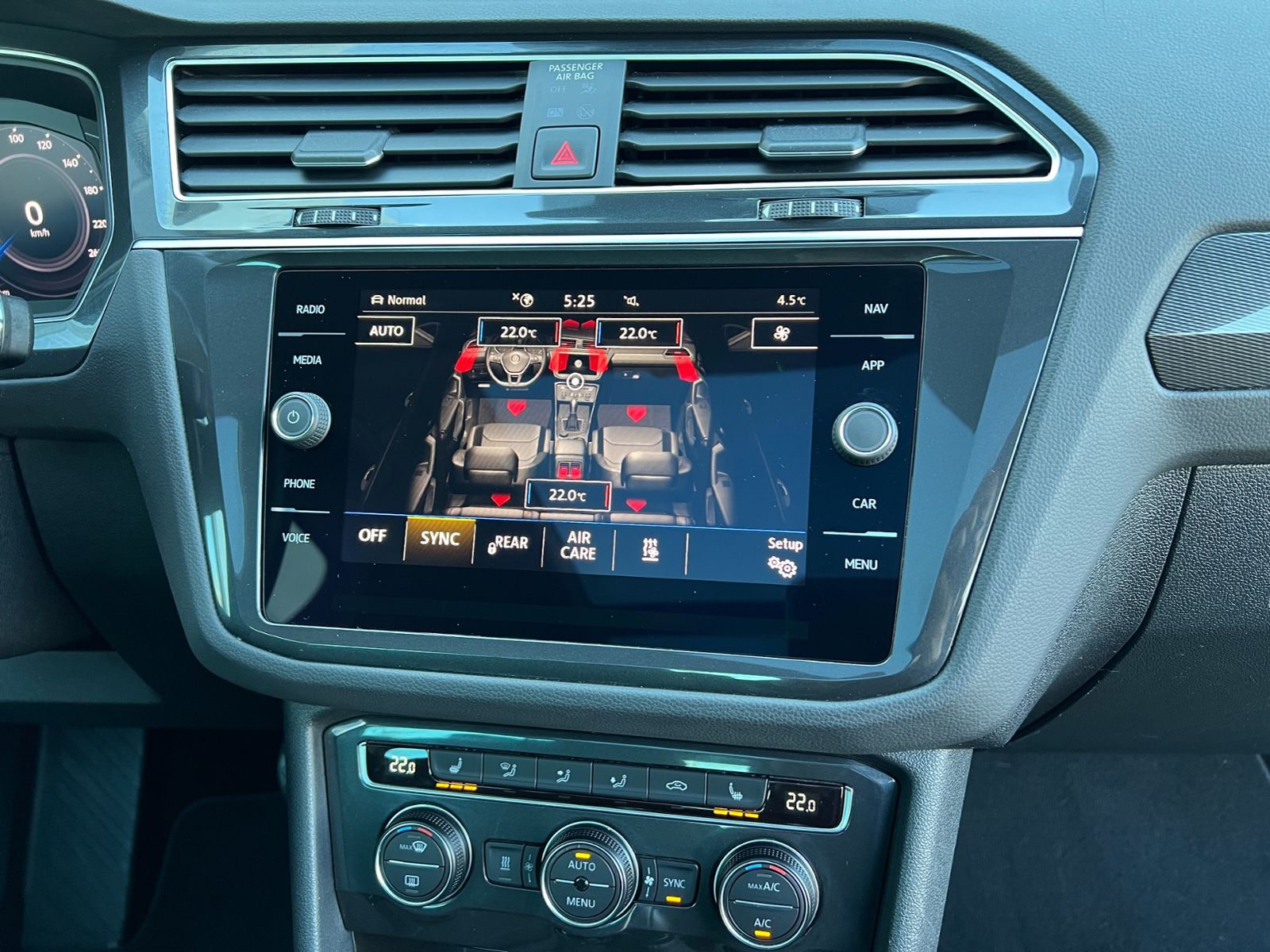 Fahrzeugabbildung Volkswagen Tiguan Highline 2.0 TSI DSG 4Motion *AHK, LED, A