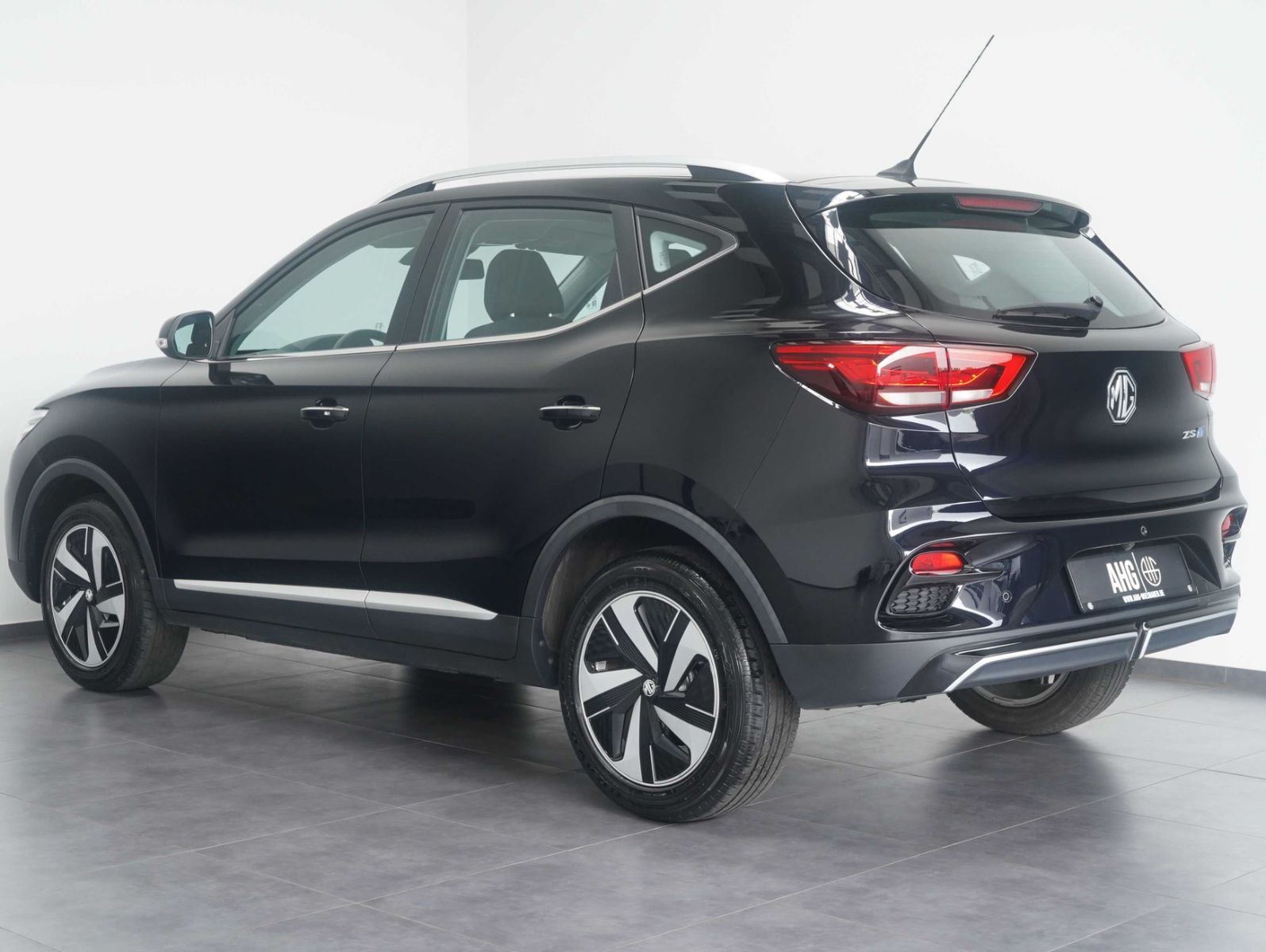 Fahrzeugabbildung MG ZS EV Standard Range Comfort MG-PILOT/LED/ACC