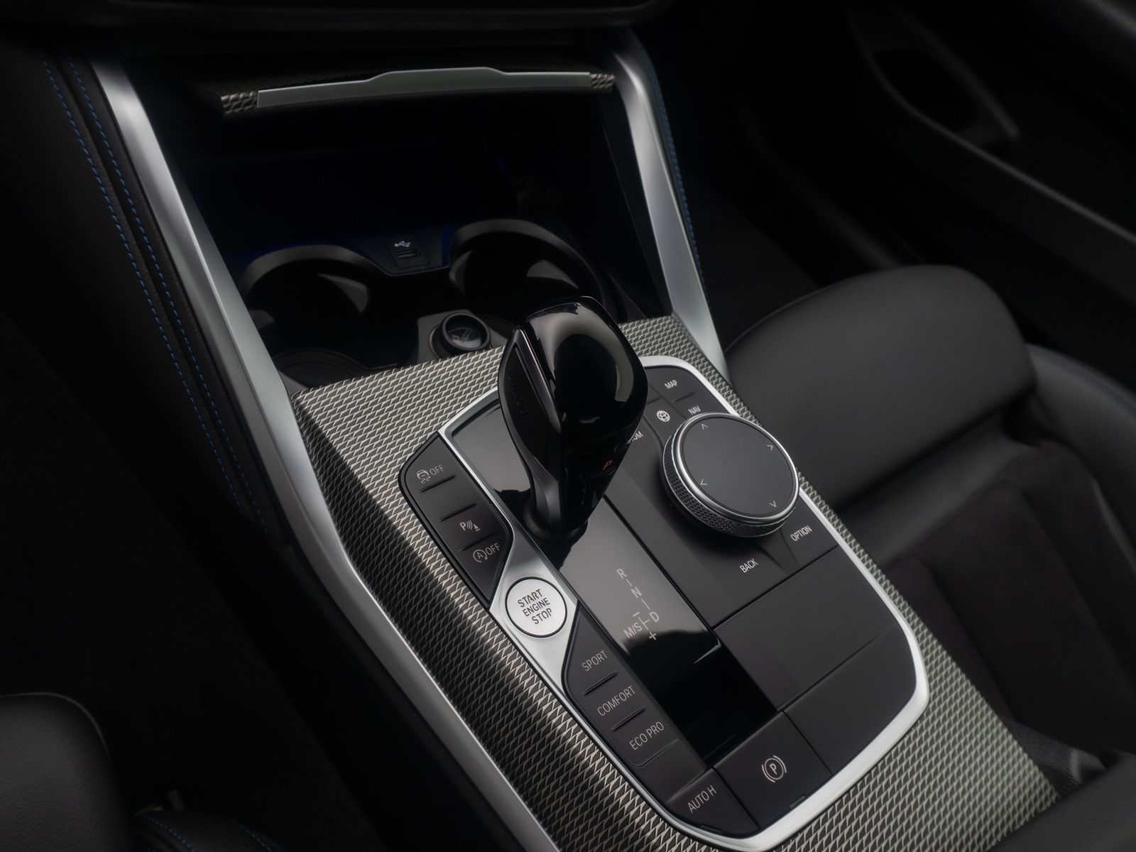 Fahrzeugabbildung BMW 420i Coup&eacute; M Sport Alarm FernlichtAss DAB 18Zoll