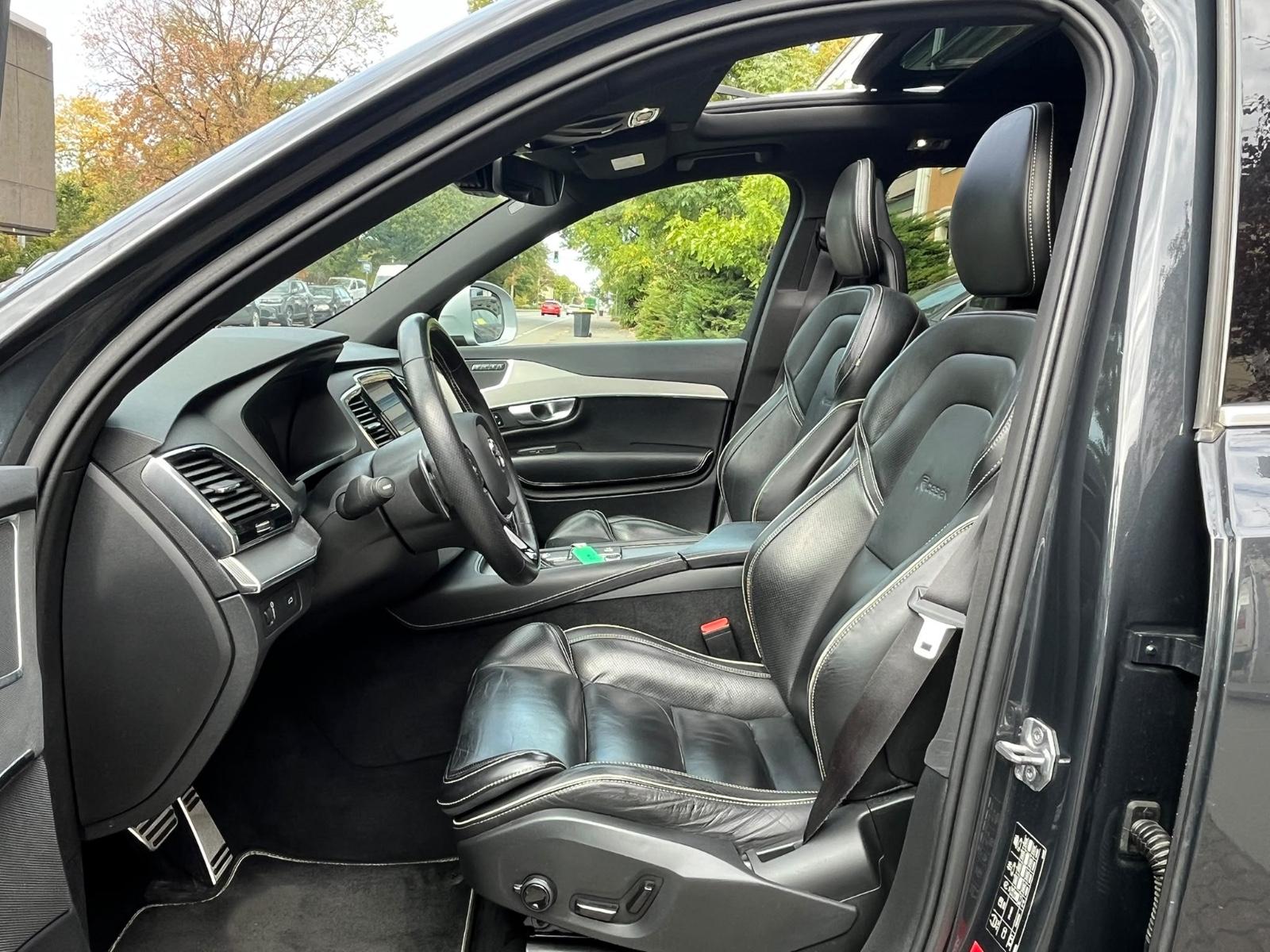 Volvo XC90 R Design AWD 7.Sitze Panorama, Leder