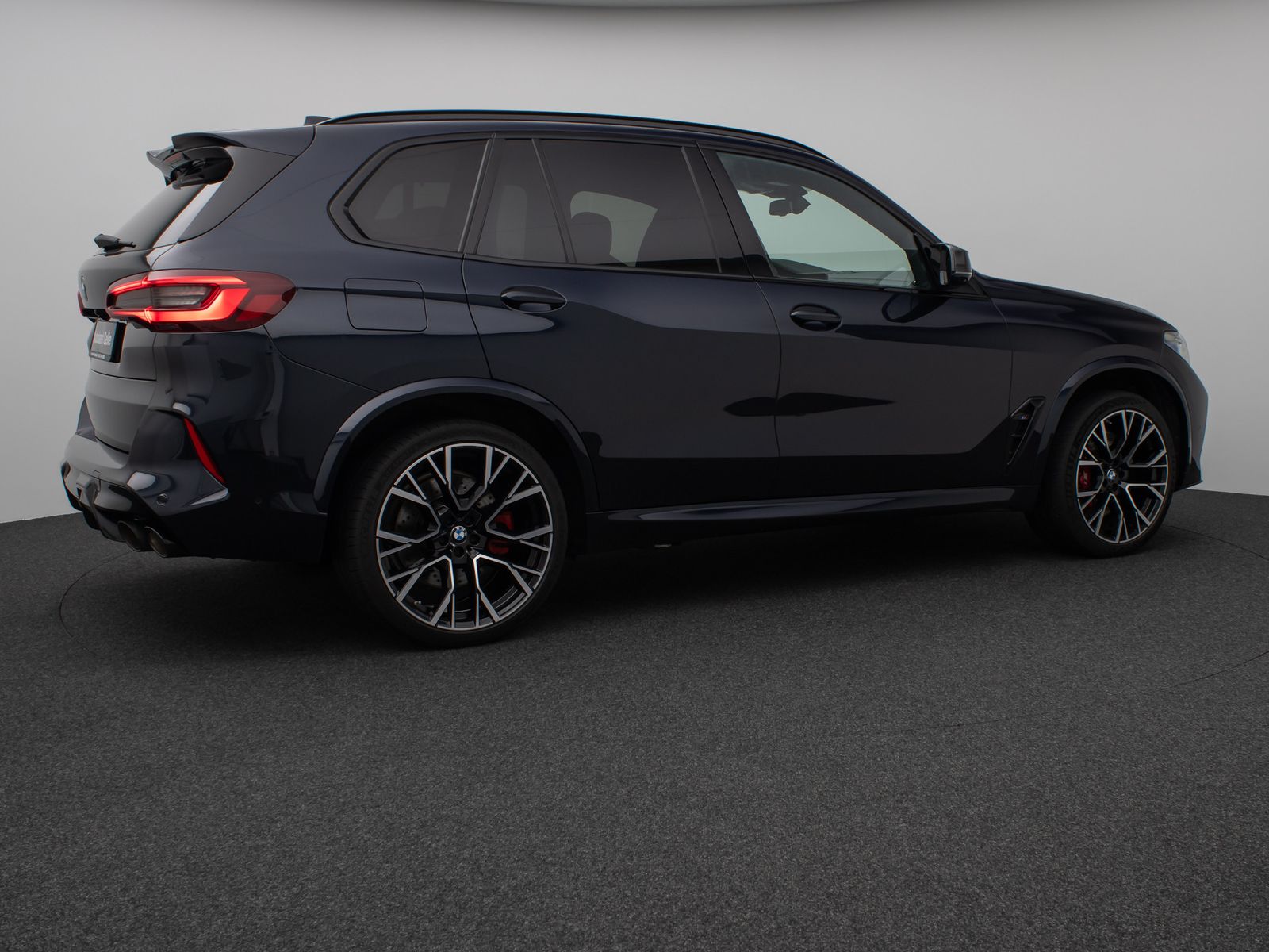 Fahrzeugabbildung BMW X5 M Competition Panoram 360°HUD B&W SoftCl VOLL