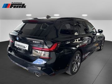 BMW 320i A