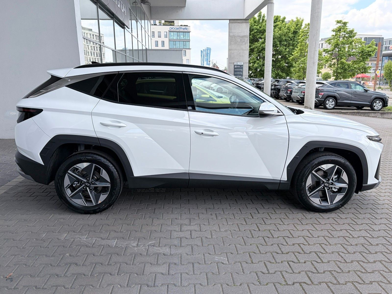 Fahrzeugabbildung Hyundai Tucson 1.6 T-GDI Trend Kamera,LED,Matrix,Navi,LM