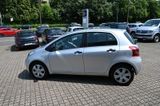 Toyota Yaris 1.3 Luna 5türig Klima TÜV 03/2027 - Toyota Yaris in Hannover