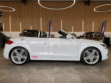 Audi TT Roadster 2.0 TFSI *BI-XENON*NAVI*PDC*LEDER*